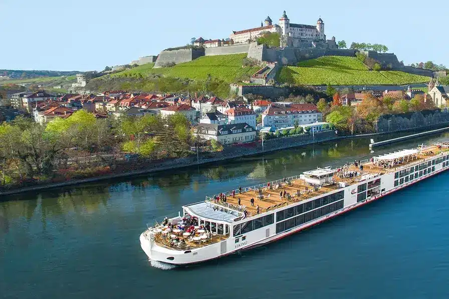 Cruises 11 Image